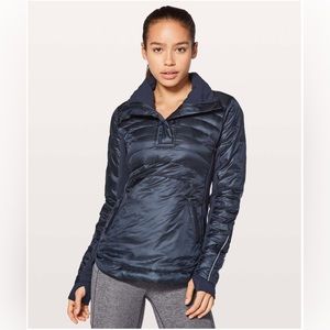 Lululemon Down For A Run Pullover II in Inkwell Size 6